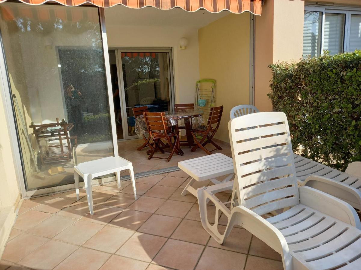Les Hauts Du Golf Rez De Jardin Piscine Tennis Saint-Raphaël Eksteriør bilde